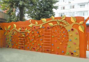 大型玩具攀爬墻