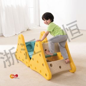 攀爬鉆類吉士山丘