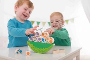 套疊類鱷魚過河